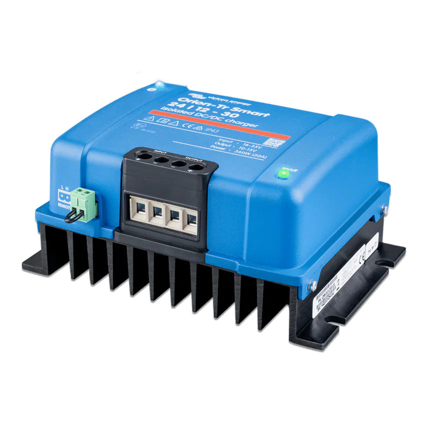 Isometric view of the blue DC-DC charger showing the large black cooling heatsink base