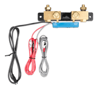 Top-down view of the 1000A SmartShunt showing terminal layout and mounting holes