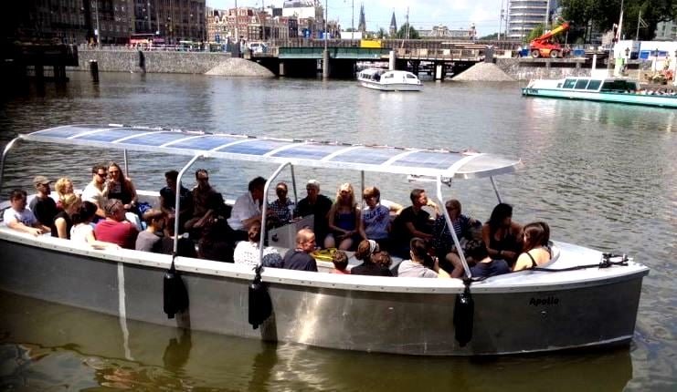Gioco lightweight Italian solar panel on electric boat in Amsterdam
