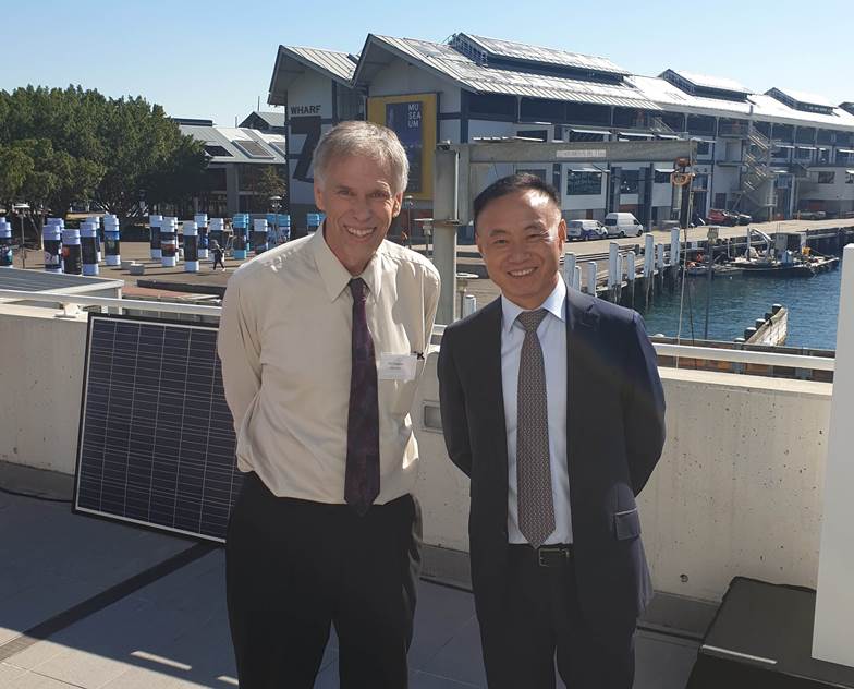 Dr Shi developer of eArche lightweight solar with Phil from Solar 4 RVs