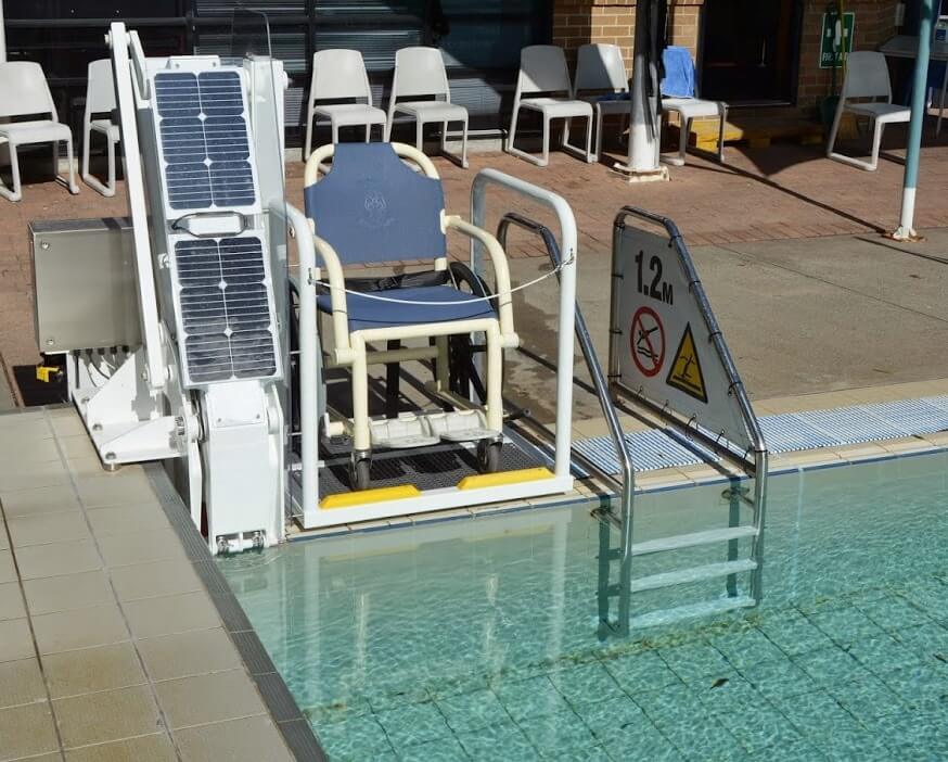 Pool lift powered by solar at Wollongong University pool