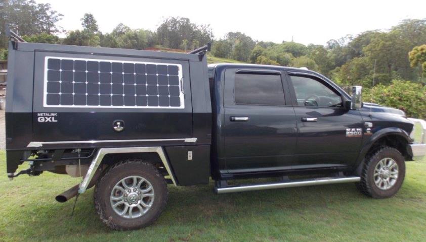Tool cab tailgate with solar