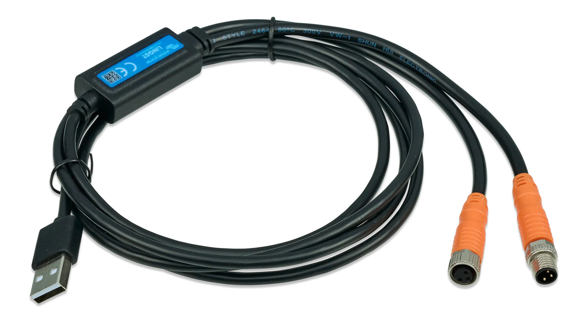 Close-up of M8 male and female circular connectors on the service tool cable